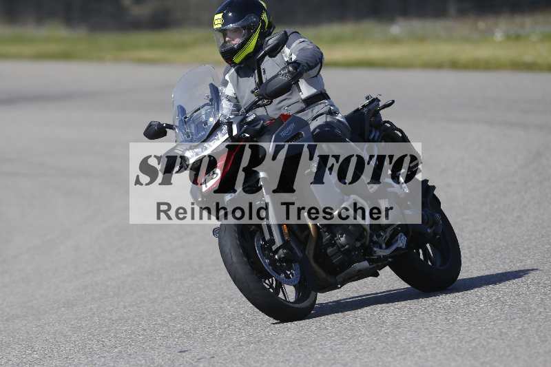 /01 02.04.2026 MAZ ADR/Gruppe gelb Gruppe gruen/73